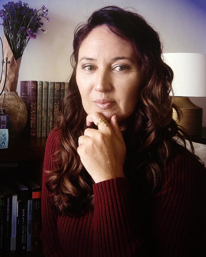 María Yuste propietaria de Librería Aranfaybo
